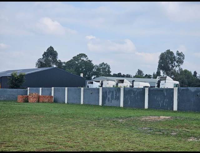 LAND FOR SALE IN BREDELL